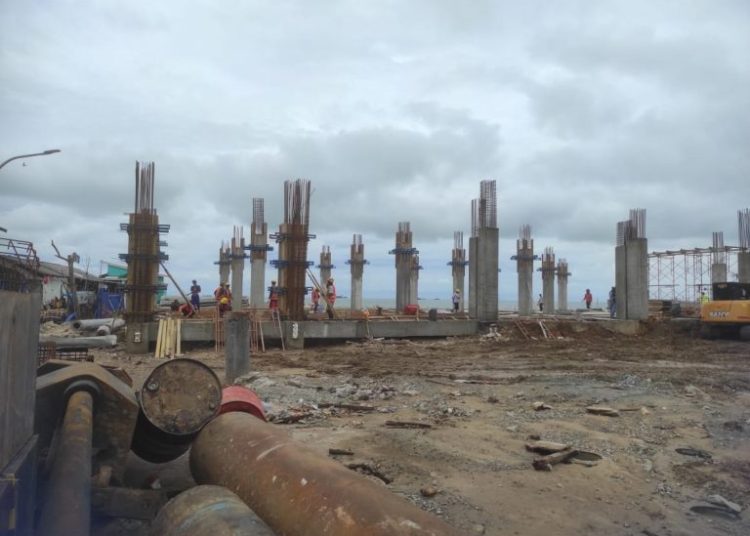 DPRD KECEWA GEDUNG PARIPURNA