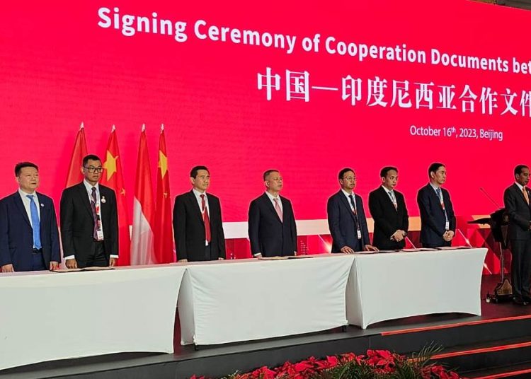 PLN TEKEN 9 MOU DI CINA