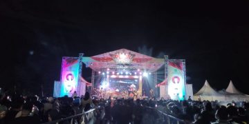 WARGA SEBULU RAMAIKAN PEKAN RAYA