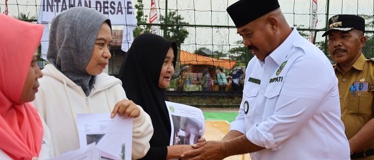 WARGA EMBALUT DAPAT BANTUAN WC