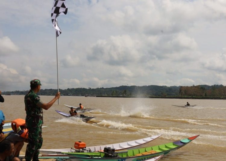 RATUSAN MOTORIS RAMAIKAN KEJUARAAN KETINTING MAHAKAM