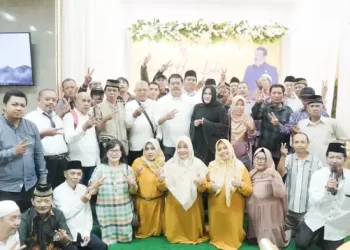 77 RT DATANGI RUMAH KETUA DPRD