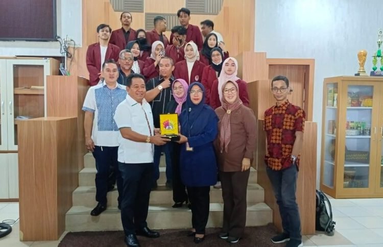 MAHASISWA MULIA KUNJUNGI WAKIL RAKYAT