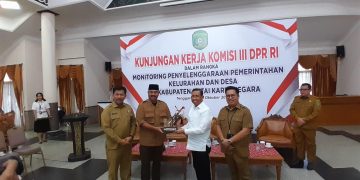 KUNJUNGI KUKAR, DPR RI BAHAS KEMISKINAN