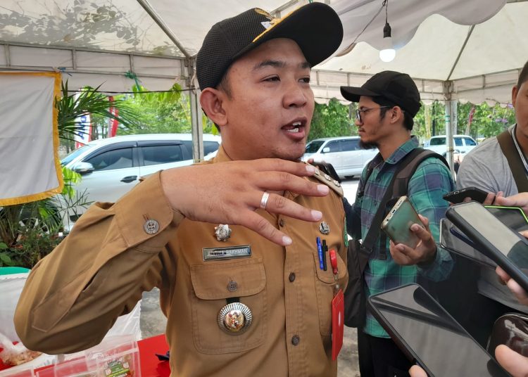 KELURAHAN MELAYU MANFAATKAN SAMPAH PLASTIK