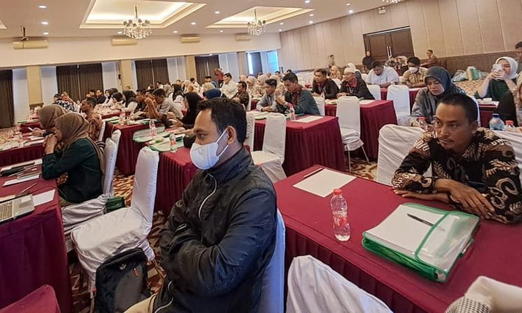 DISDIKBUD UPGRADE KUALITAS GURU SD