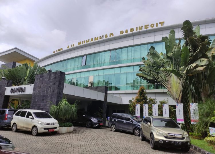 LARS-DHP GELAR SURVEI AKREDITASI DI RSUD AM PARIKESIT