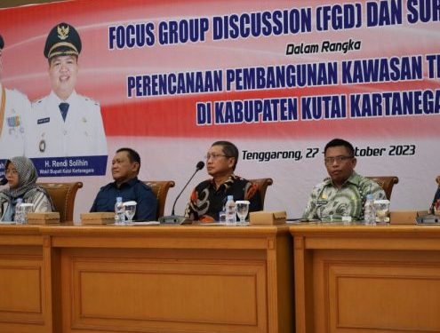 KUKAR KAJI TRANSMIGRASI DI 2 KECAMATAN