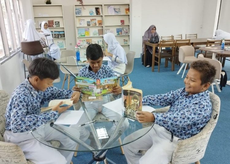 DORONG MINAT BACA, DPK GANDENG PIHAK KETIGA