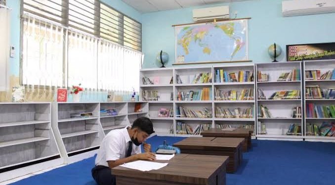 DISPUSIP BINA SDM PENGELOLA PERPUSTAKAAN