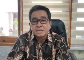 WARGA KELUHKAN LAMBATNYA SAMBUNGAN PDAM