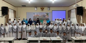 4 SMP DAPAT SOSIALISASI GEMAR MEMBACA