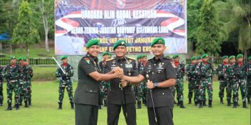 PANGDAM VI/MLW PIMPIN SERTIJAB DI KUKAR