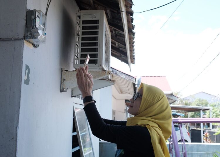 PLN AJAK WARGA CATAT METER MANDIRI