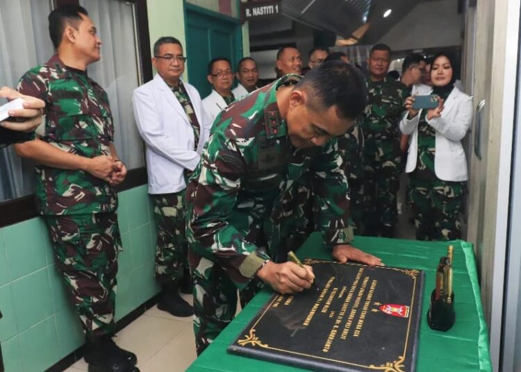 PANGDAM VI/MLW RESMIKAN HASIL RENOVASI RS