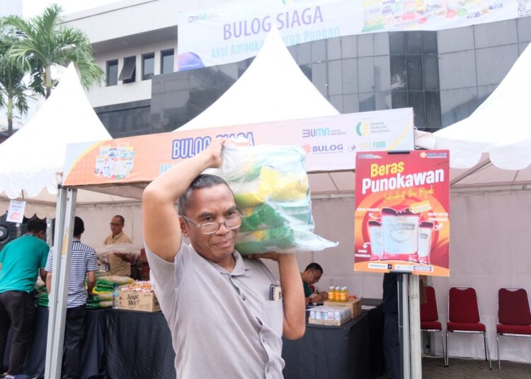 BERAS NAIK, BULOG SIAGAKAN PANGAN MURAH
