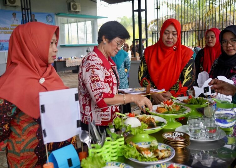 PKK PPU GELAR LOMBA MASAK IKAN