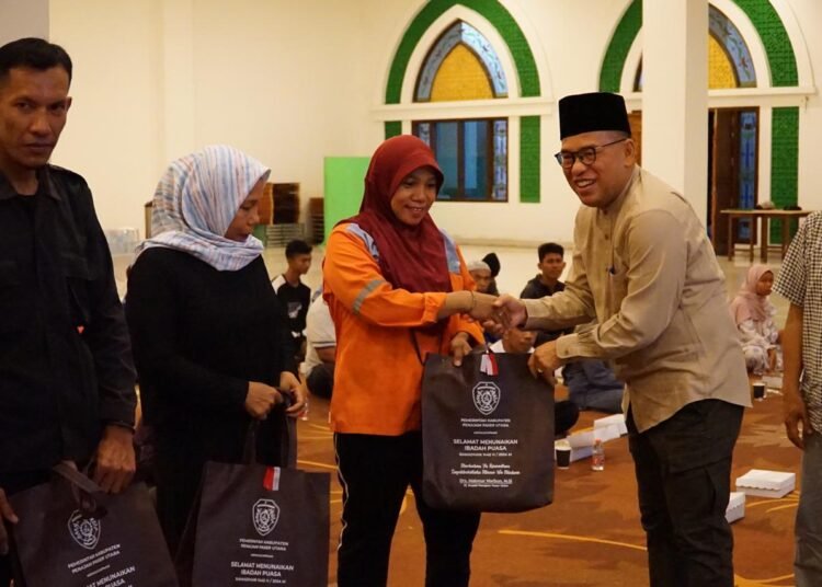 PASUKAN ORANYE SAHUR BERSAMA PJ BUPATI