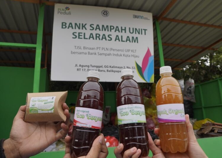 PLN SUKSES DAMPINGI BANK SAMPAH WARGA