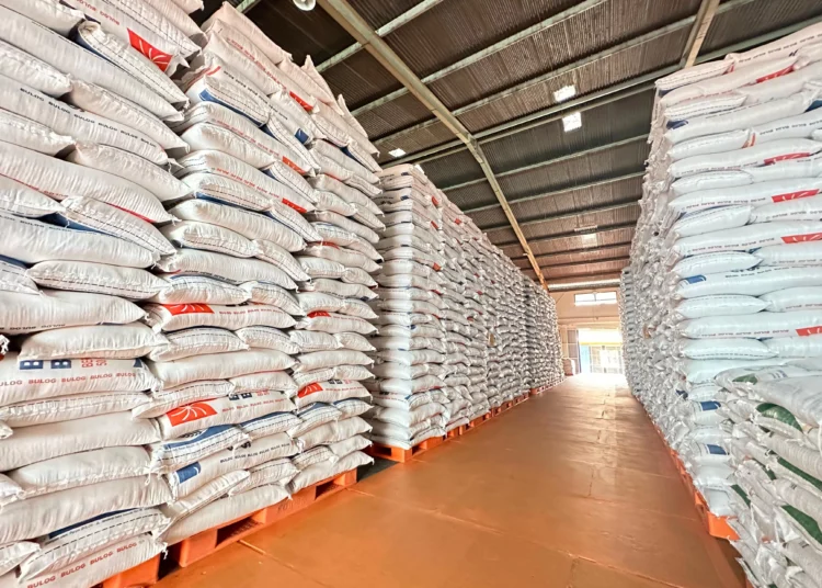 BULOG AMANKAN STOK BERAS SAMARINDA