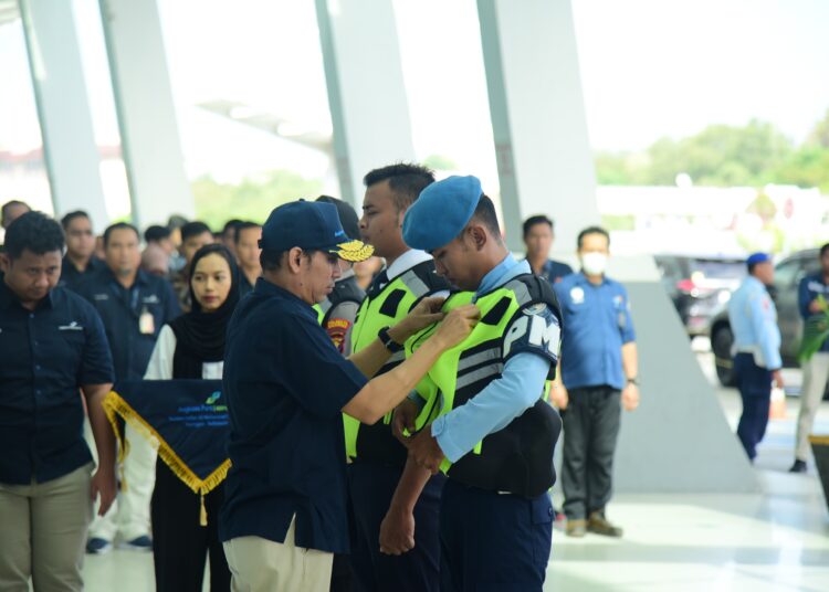 BANDARA SAMS RESMIKAN POSKO MUDIK