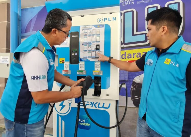 DUKUNG PEMUDIK, PLN SIAPKAN 10 SPKLU