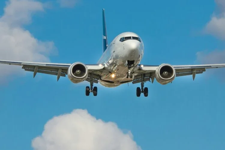 KPPU SELIDIKI HARGA TIKET PESAWAT