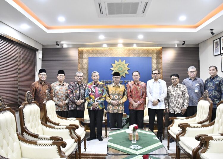 PRIHATIN OLIGARKI, MUHAMMADIYAH DUKUNG KPPU