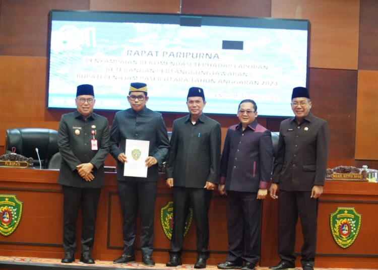 PJ BUPATI APRESIASI CATATAN LKPJ