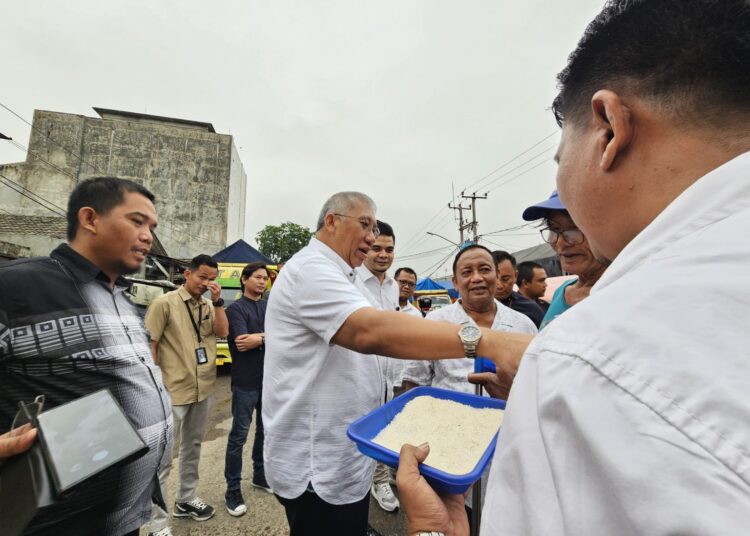 BULOG SERAP PRODUKSI BERAS LOKAL