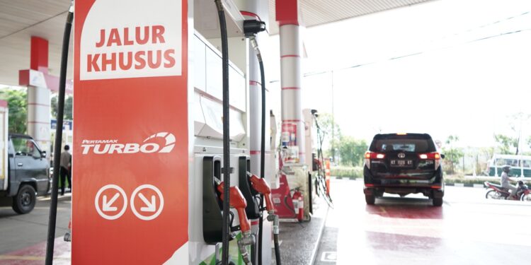 MUSIM MUDIK, KONSUMSI PERTAMAX NAIK