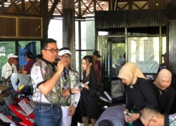 WALIKOTA RAMAIKAN TURNAMEN GOLF KAJATI