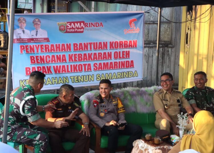 KORBAN KEBAKARAN PATTIMURA TERIMA BANTUAN