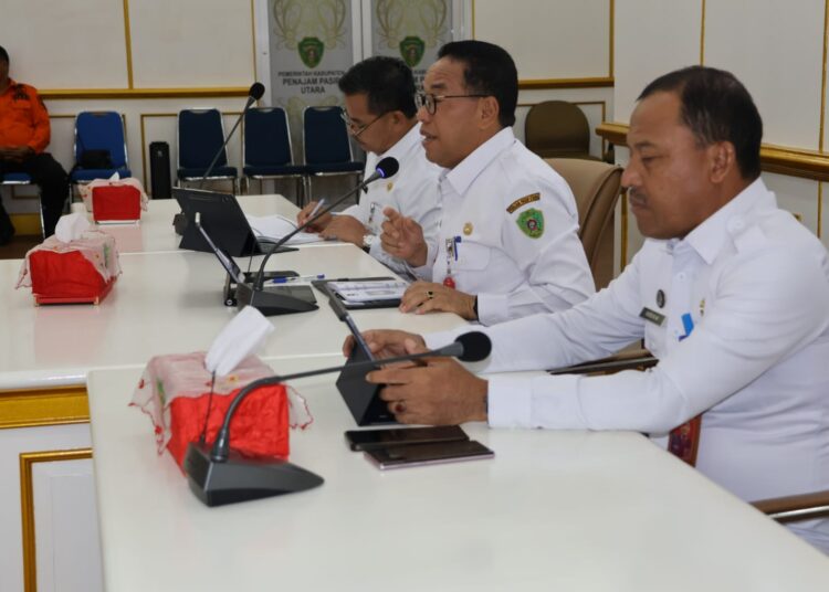 PEMKAB EVALUASI LAPORAN REALISASI