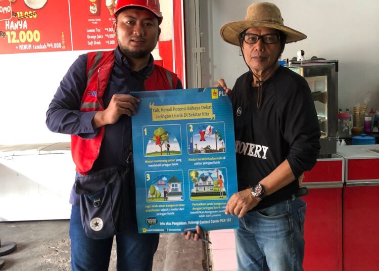 PLN EDUKASI JARAK AMAN LISTRIK