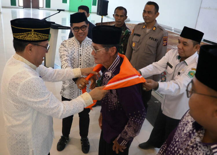 141 WARGA PPU BERANGKAT HAJI