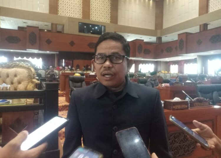 DEWAN MINTA KENAIKAN INSENTIF NAKES