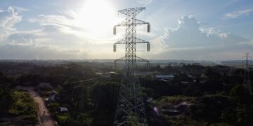 PLN MULAI BANGUN SUTT SANGATTA – WAHAU