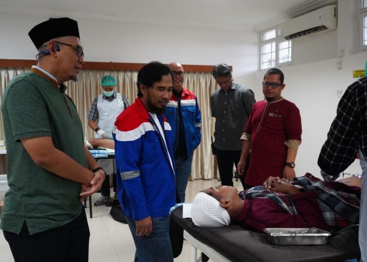 MANFAATKAN LIBURAN, 103 ANAK IKUT KHITANAN