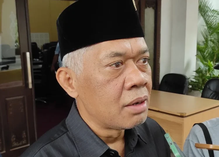 DPRD DORONG PEMBANGUNAN SMK KE PROVINSI 