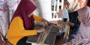 PLN LAPORKAN KEBERHASILAN TJSL 2023