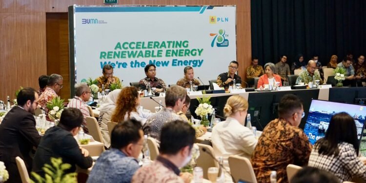 PLN BERUPAYA GAET KOMUNITAS GLOBAL