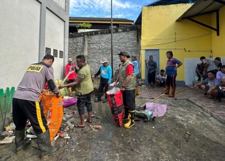 KPI BANTU KORBAN BANJIR BARU TENGAH