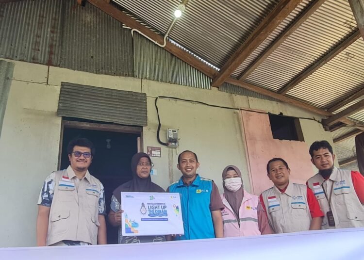 Jelang HLN, PLN Berbagi Listrik Gratis