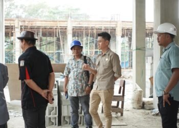 Pantau Proyek, Komisi IV Kunjungi SMPN 27