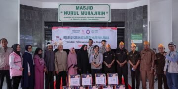 PLN Berbagi Kebahagiaan Di Hari Pahlawan