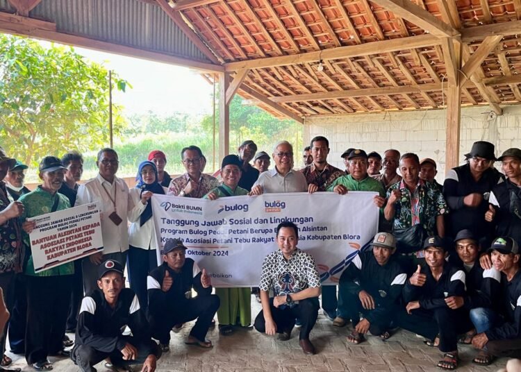 Bulog Bantu Alsintan Petani Tebu