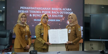 DPK Serahkan Bantuan Fasilitas Literasi