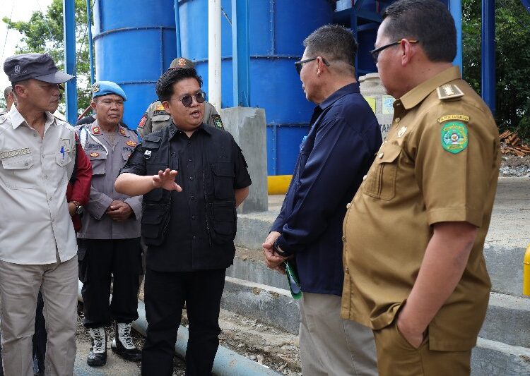 Pemkab Bantu Fasilitas Umum Muara Jawa