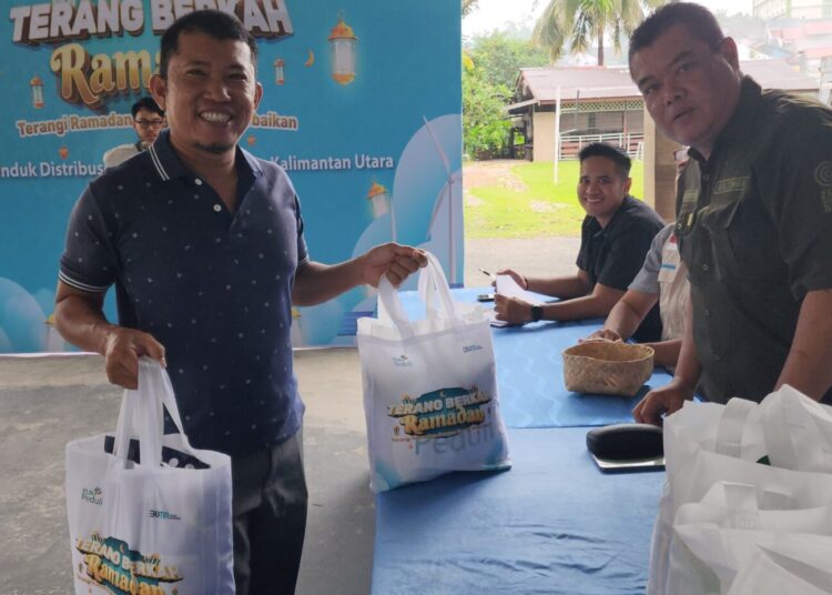 PLN Hadirkan 1.000 Paket Sembako Murah
